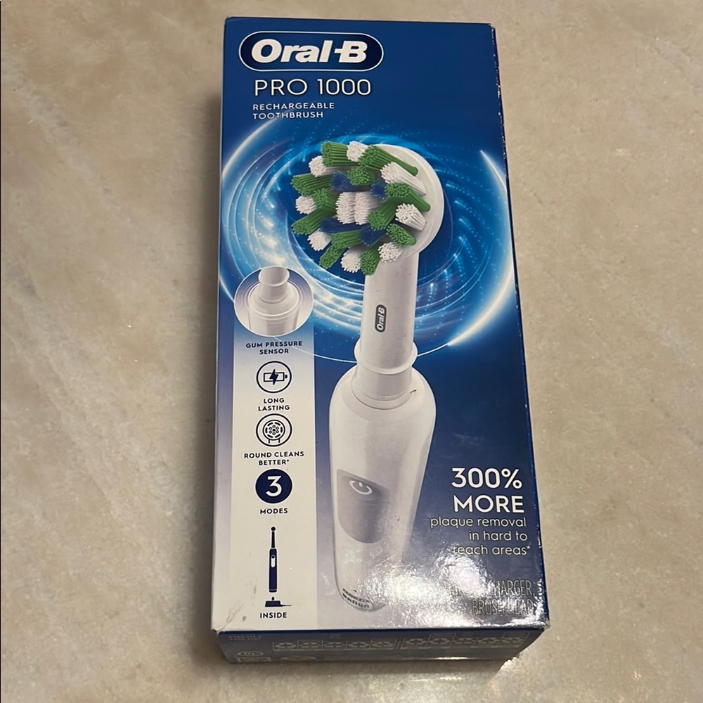 Oral-B Pro 1000 Electric Toothbrush - round head cleans better